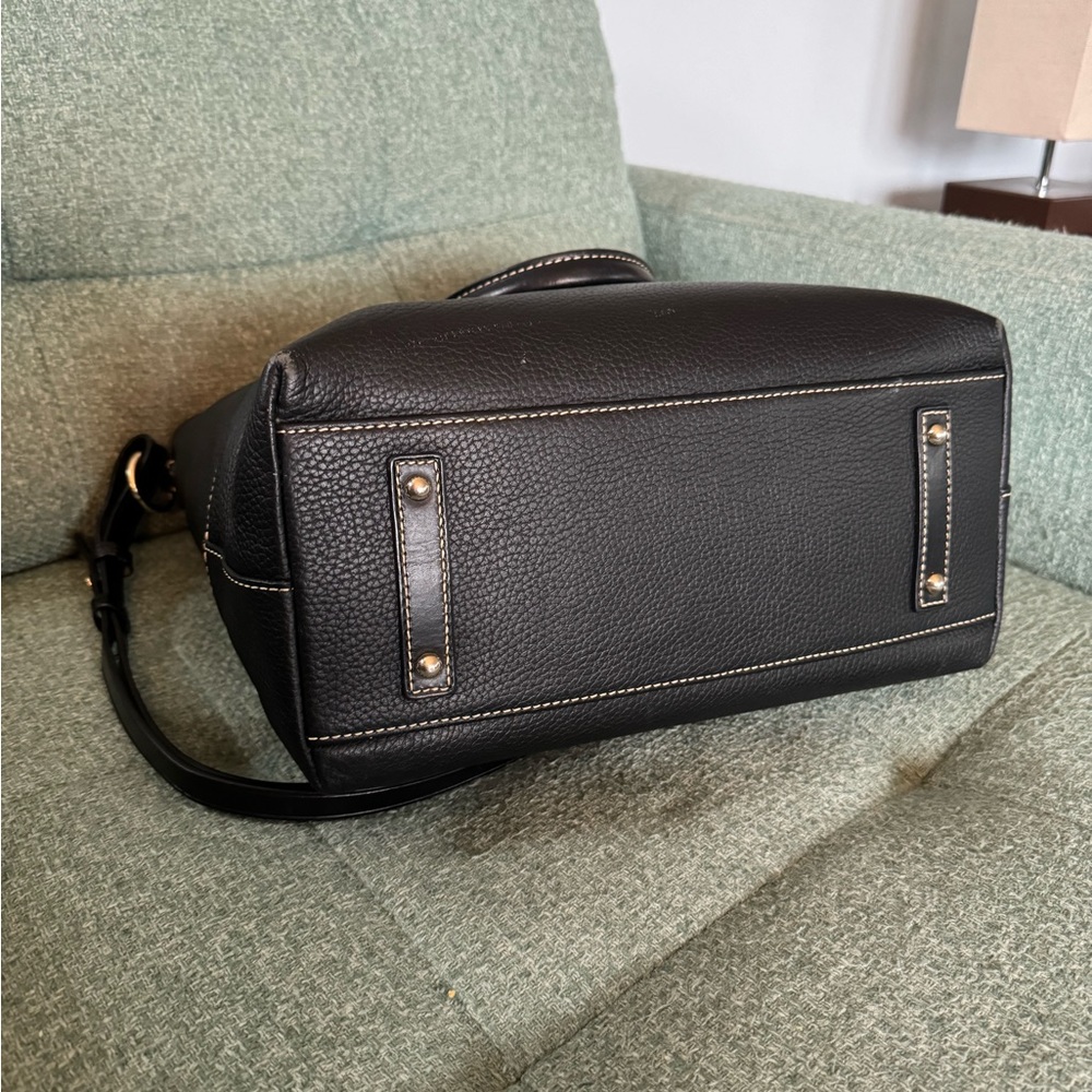 Authentic Dooney & Bourke Black Pebbled Leather Tote - Picture 6 of 8